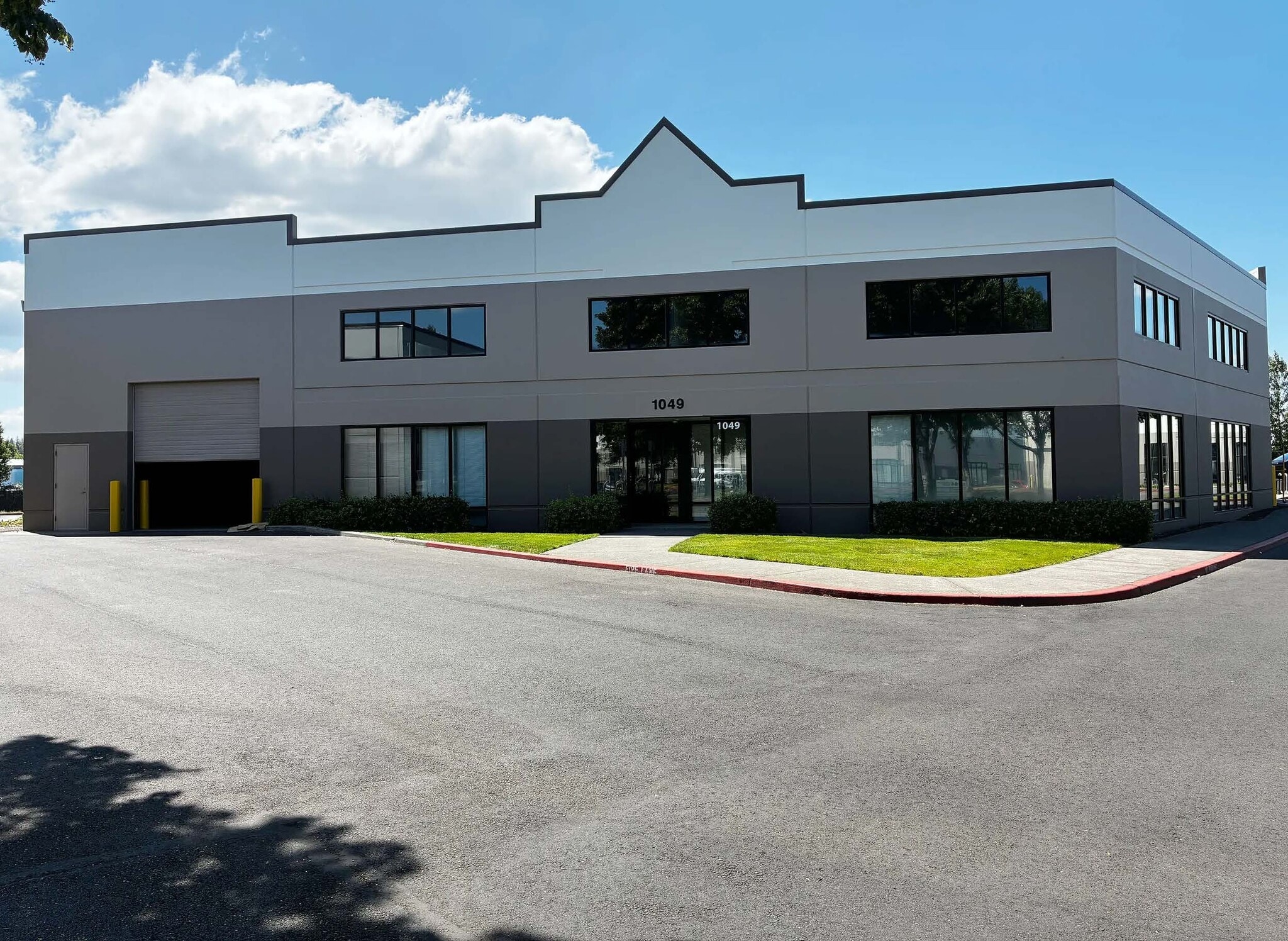 1057 NW Corporate Dr, Troutdale, OR à louer Photo intérieure– Image 1 sur 1