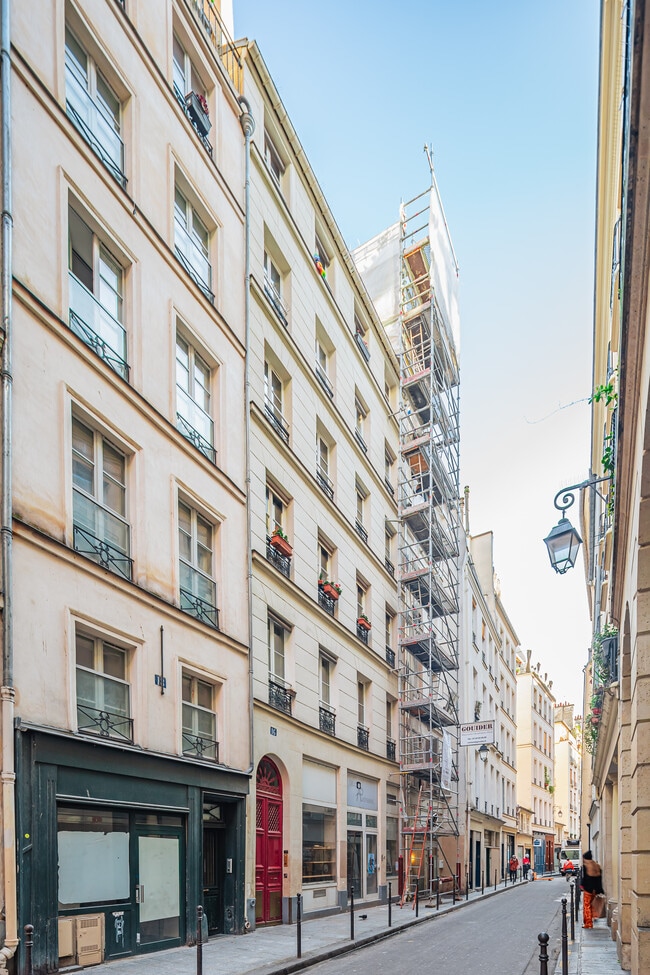 Plus de détails pour 16 Rue Geoffroy L'Angevin, Paris - Logement à vendre