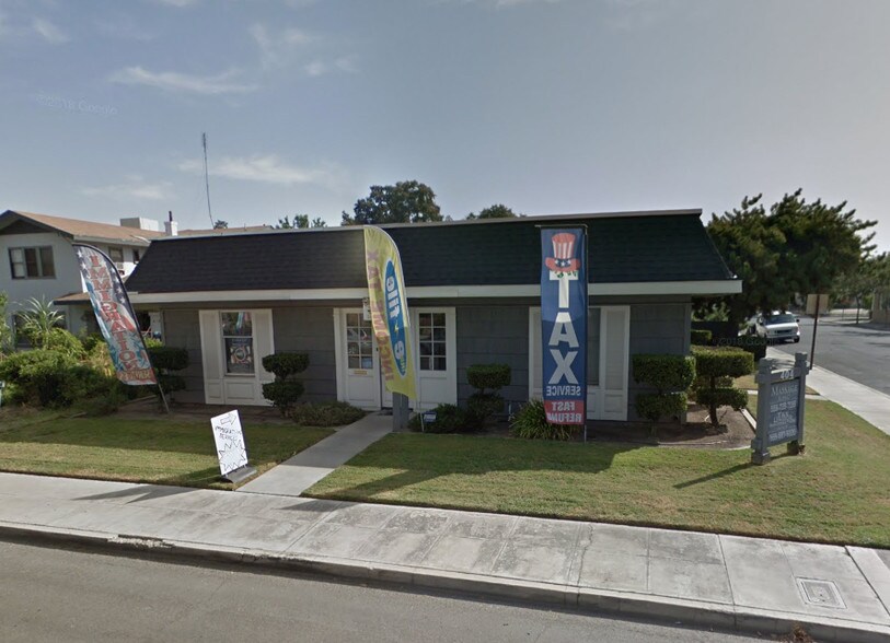 404 N Court St, Visalia, CA à louer - Photo de l’immeuble – Image 3 sur 3