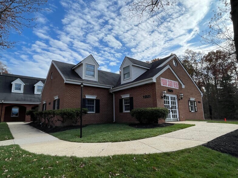 11325 Pembrooke Sq, Waldorf, MD à vendre - Photo de l’immeuble – Image 2 sur 9