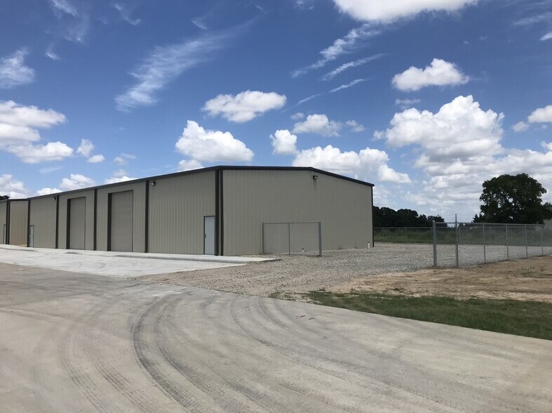 4375 Roans Chapel Rd, College Station, TX à louer - Photo de l’immeuble – Image 3 sur 7