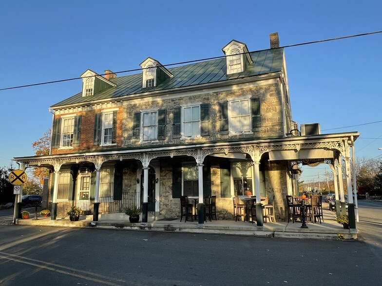 298 Old Bowers Rd, Mertztown, PA à vendre - Photo principale – Image 1 sur 45