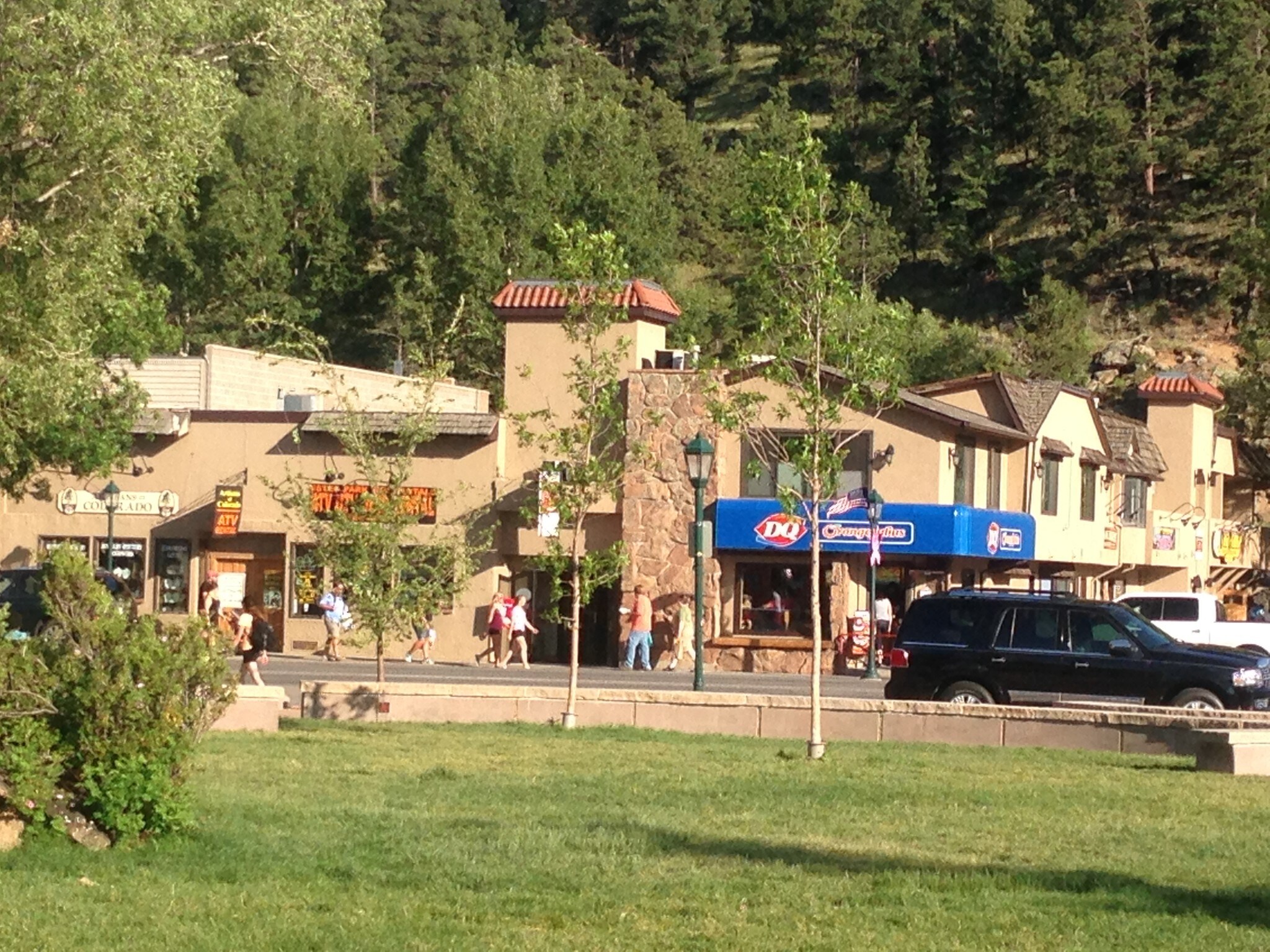 210-222 E Elkhorn Ave, Estes Park, CO à louer Autre– Image 1 sur 10