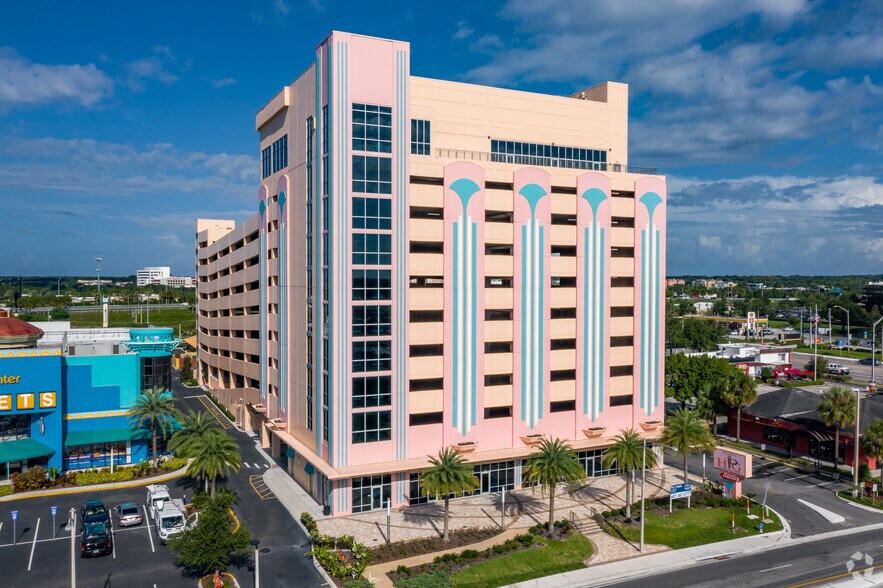 8050 International Dr, Orlando, FL à louer - Photo principale – Image 1 sur 8