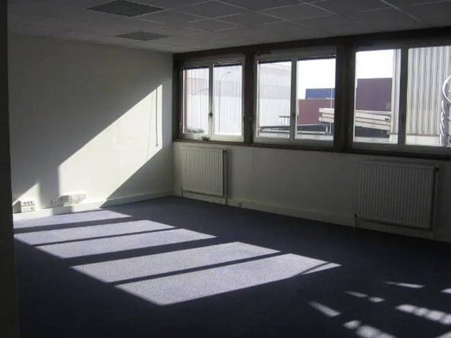 Plus de détails pour 16 Rue Des Oliviers, Thiais - Bureau à louer