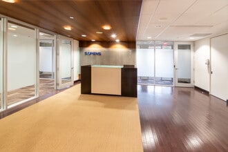 3701 Algonquin Rd, Rolling Meadows, IL à louer Photo intérieure– Image 2 sur 14