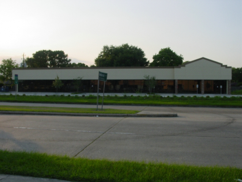 1398 W Gulf Bank, Houston, TX à louer Photo principale– Image 1 sur 6