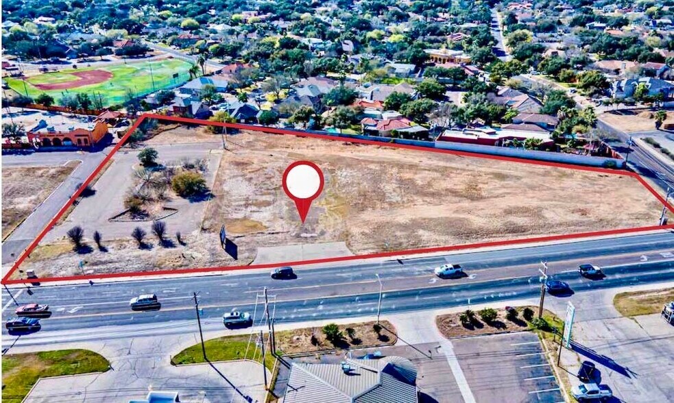 6600-6602 McPherson Rd, Laredo, TX à vendre - Photo de l’immeuble – Image 1 sur 6
