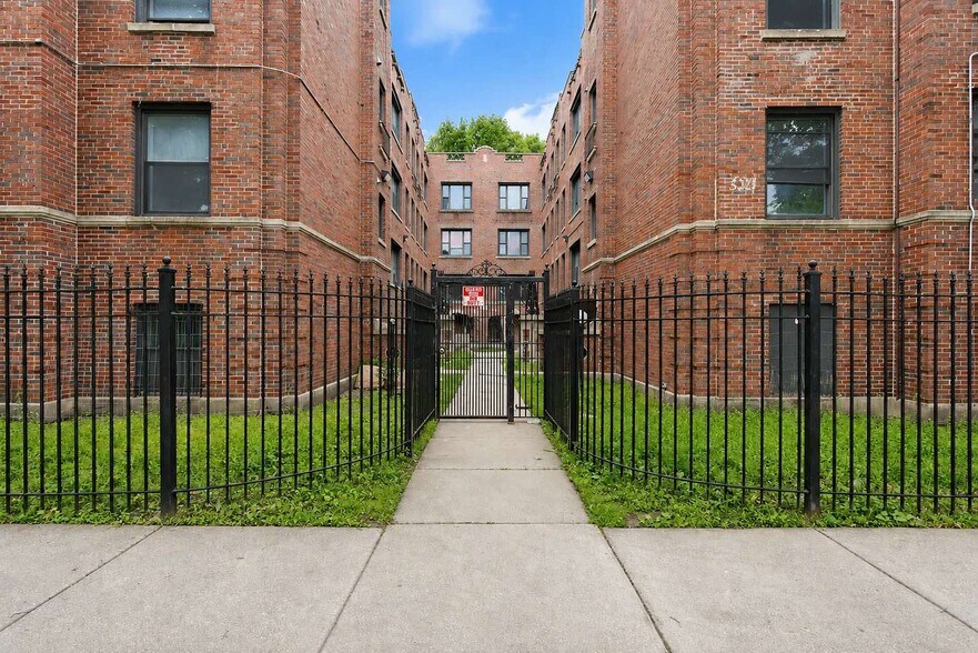 6802-6808 S Prairie Ave, Chicago, IL à vendre - Photo de l’immeuble – Image 3 sur 19