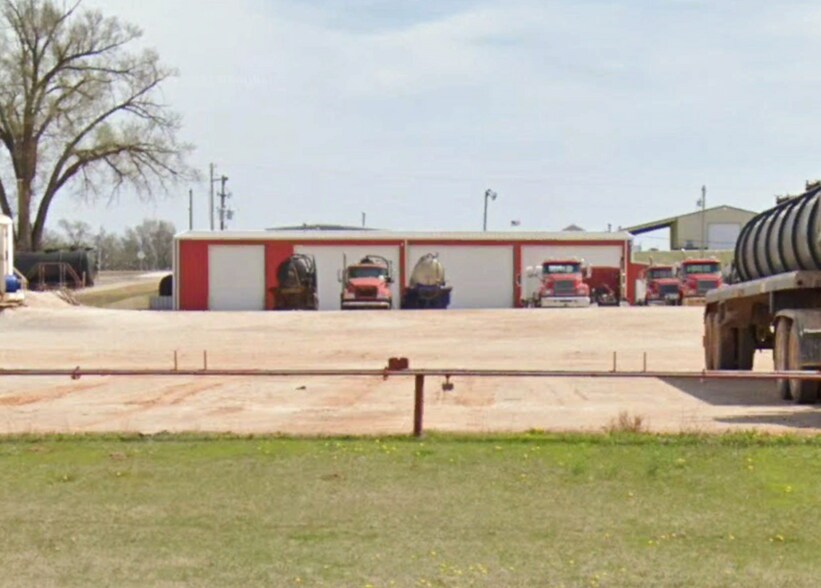 110 W Twelfth St, Ringwood, OK à louer - Photo de l’immeuble – Image 3 sur 14