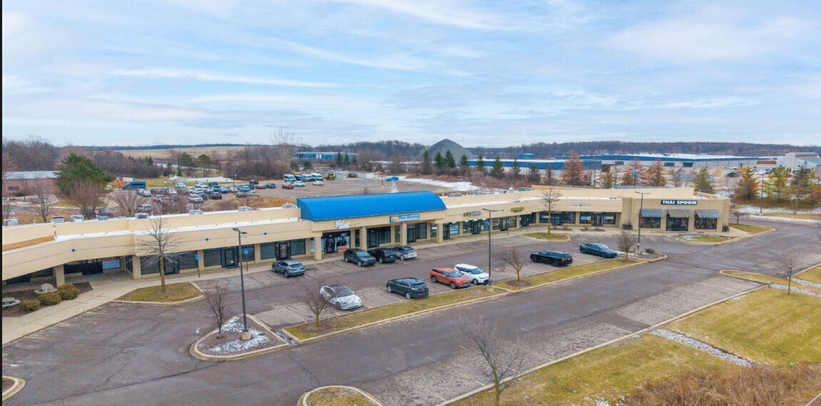 4001 Stone School Rd, Ann Arbor, MI à louer Photo principale– Image 1 sur 2