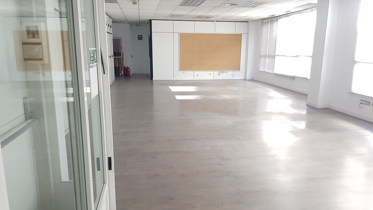 Calle Santa Leonor, 63, Madrid, MAD 28037 - Lot G - - Photo intérieure - Image 2 of 13
