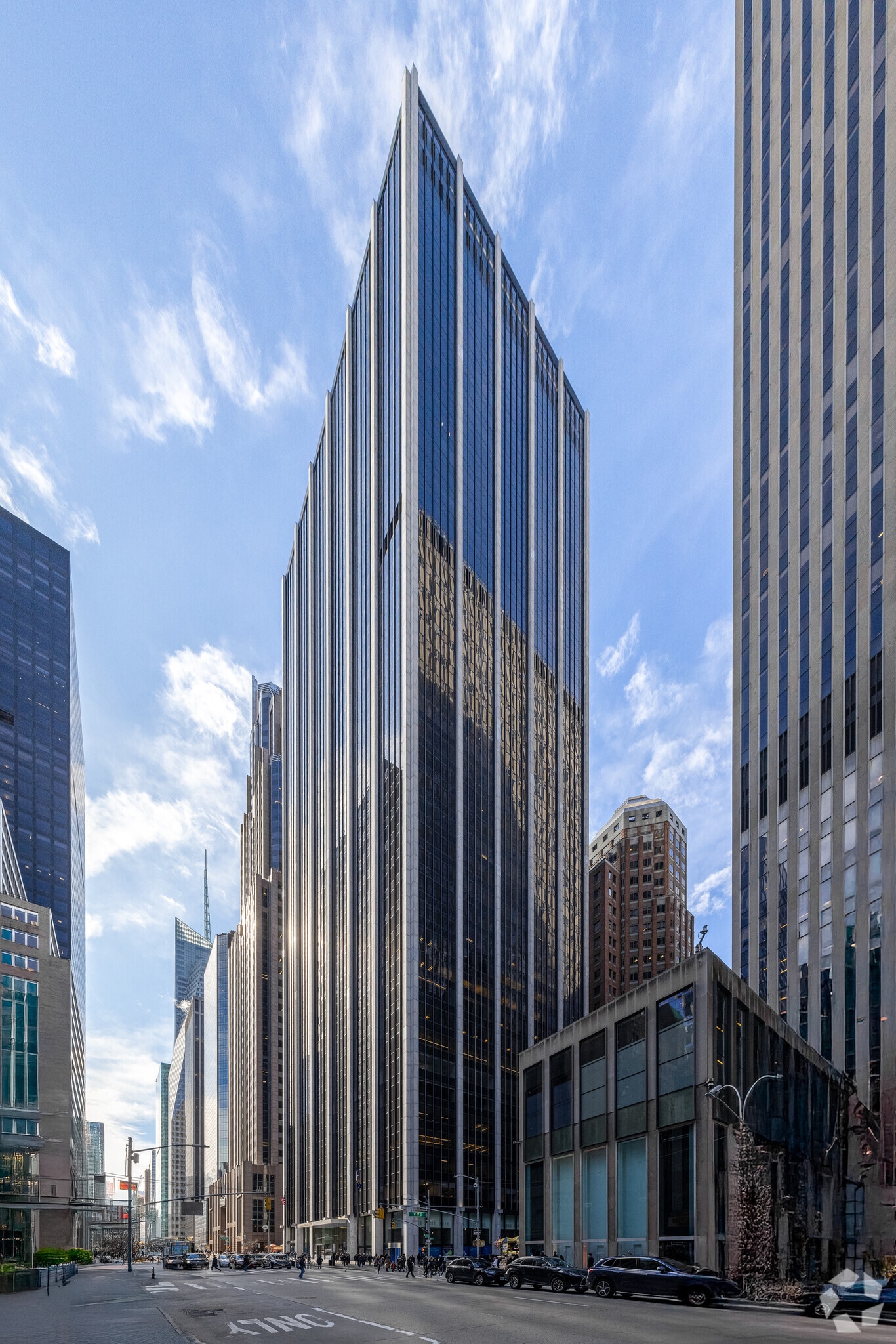 1185 Avenue of the Americas, New York, NY à louer Photo principale– Image 1 sur 4