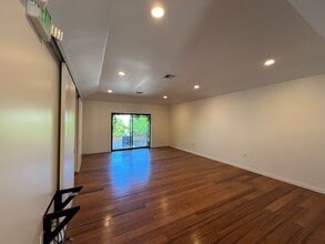 1085 Gayley Ave, Los Angeles, CA à louer Photo intérieure– Image 2 sur 8