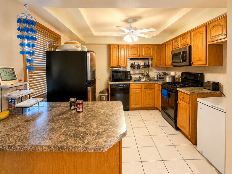 8109 W Lawrence Ave, Norridge, IL à vendre - Photo de l’immeuble – Image 2 sur 5