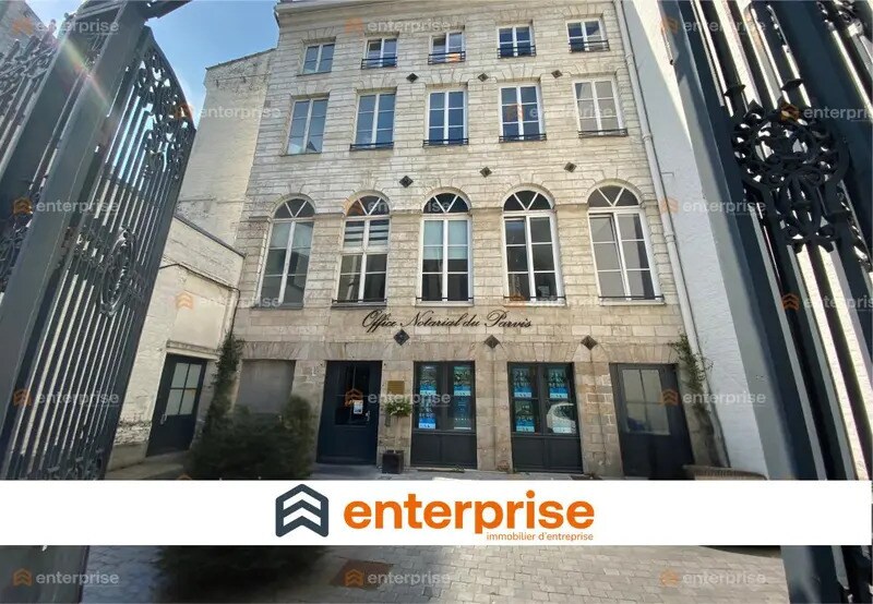 Bureau dans Lille à louer - Photo de l’immeuble – Image 1 sur 6
