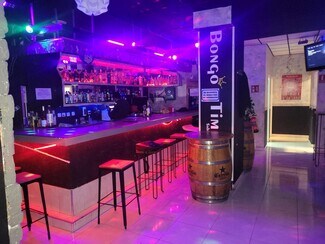 Plus de détails pour Local commercial à louer