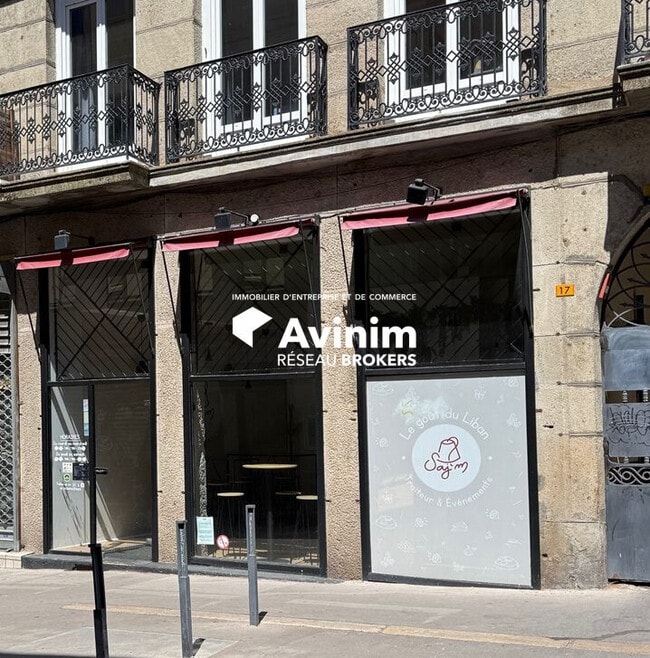 Plus de détails pour Local commercial à louer