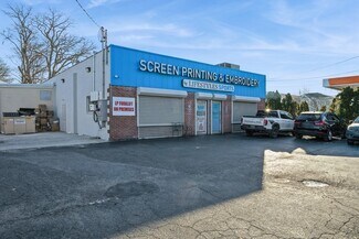 Plus de détails pour 1709 Newbridge Rd, North Bellmore, NY - Industriel/Logistique à louer