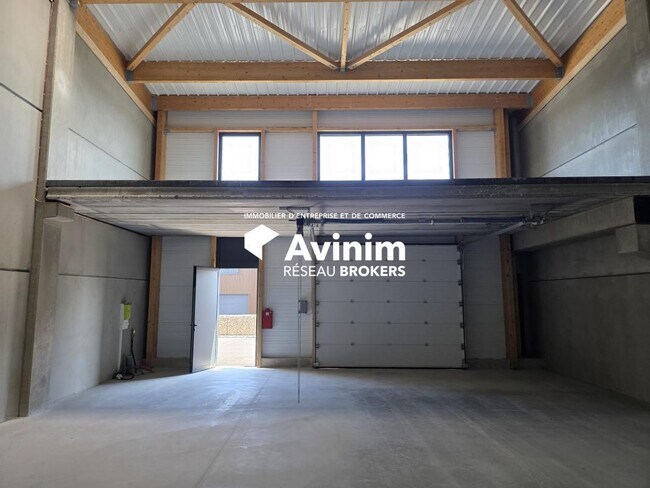 Plus de détails pour Industriel/Logistique à vendre
