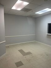 11215-11389 Long Beach Blvd, Lynwood, CA à louer Photo intérieure– Image 1 sur 14