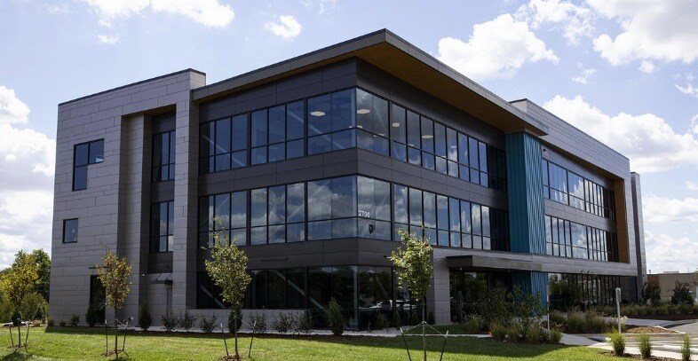 2700 Buddeke Rd, Louisville, KY à louer Photo principale– Image 1 sur 2