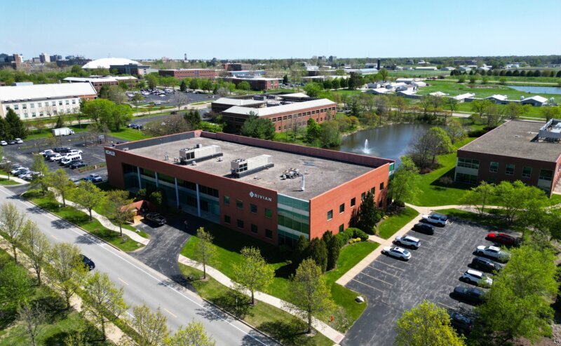 2100 S Oak St, Champaign, IL à louer - Photo principale – Image 1 sur 1