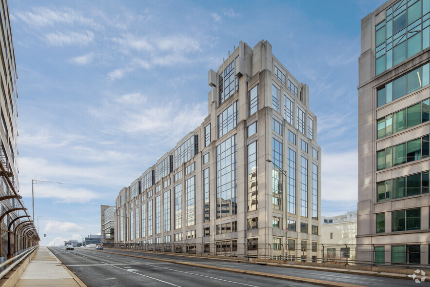 750 1st St NE, Washington, DC à louer - Photo de l’immeuble – Image 3 sur 35