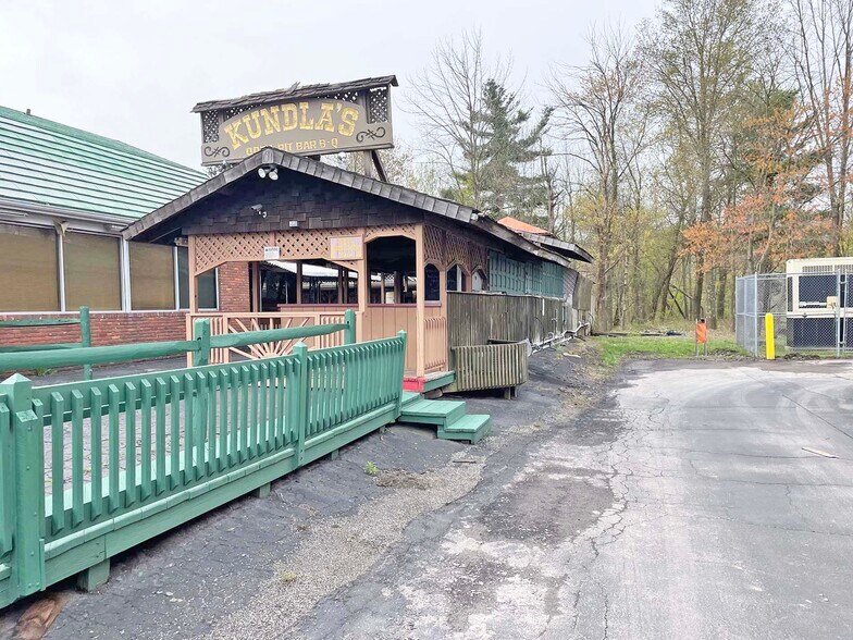 596 Hamlin Hwy, Hamlin, PA à vendre - Photo de l’immeuble – Image 3 sur 17