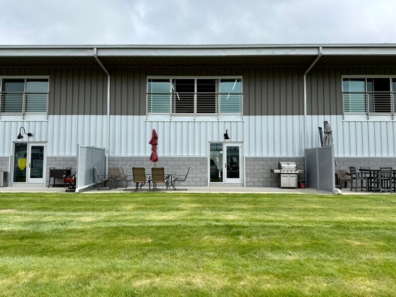 161 W Speed Way, Pontiac, MI à vendre - Photo de l’immeuble – Image 2 sur 25