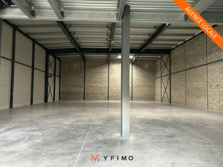 Industriel/Logistique dans Cergy à louer - Photo intérieure – Image 3 sur 11