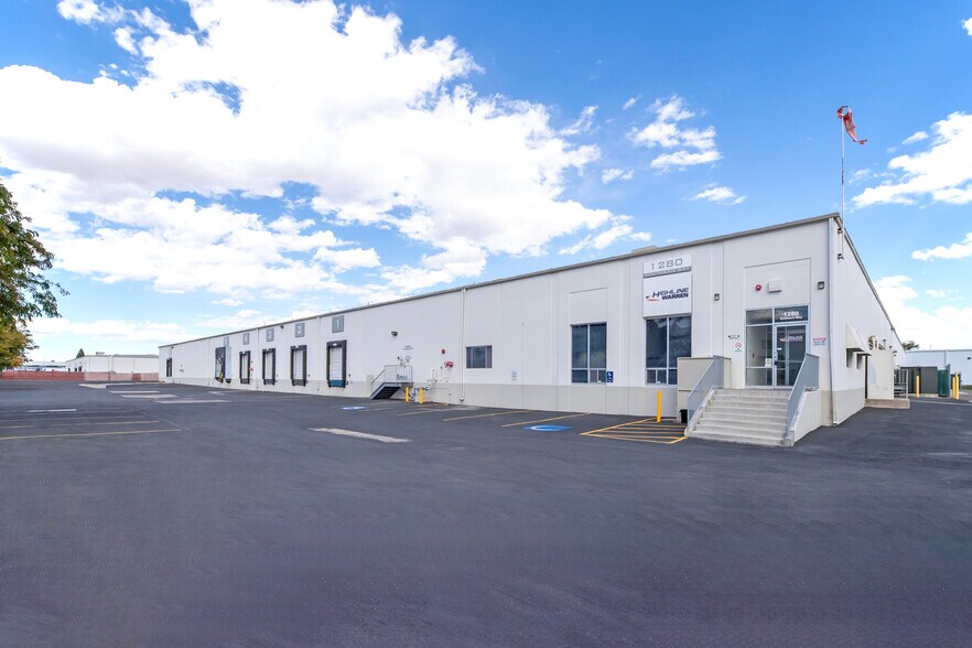 1280 Southern Way, Sparks, NV à louer - Photo de l’immeuble – Image 2 sur 2