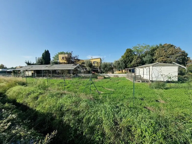 Terrain dans Nice à louer - Photo de l’immeuble – Image 1 sur 5
