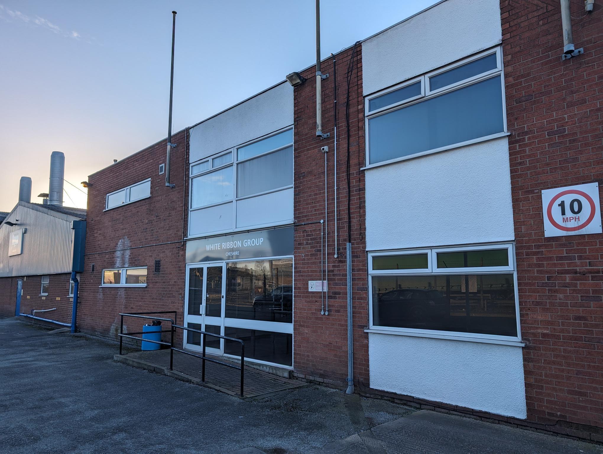 Nat Ln, Winsford à louer Photo de l’immeuble– Image 1 sur 2