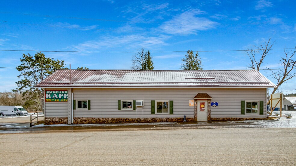 N14015 W Central Ave, Fifield, WI à vendre - Photo de l’immeuble – Image 2 sur 26