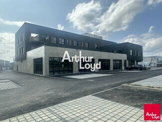 Plus de détails pour Local d'activités à louer