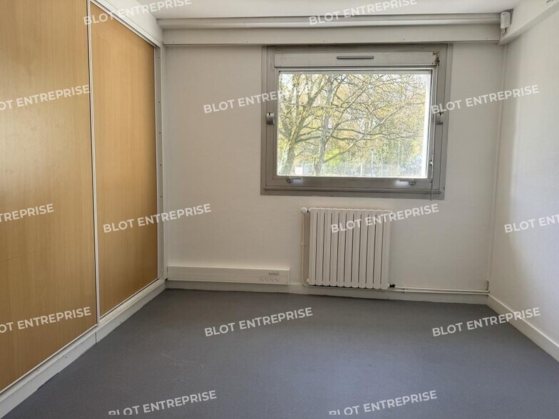 Bureau dans Vannes à louer - Photo intérieure – Image 3 sur 8