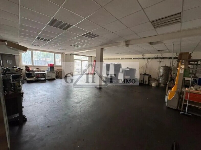 Industriel/Logistique dans Argenteuil à vendre - Photo de l’immeuble – Image 2 sur 11