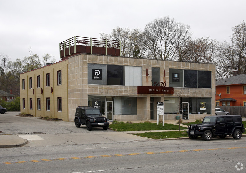 5420 N College Ave, Indianapolis, IN à louer - Photo de l’immeuble – Image 2 sur 5