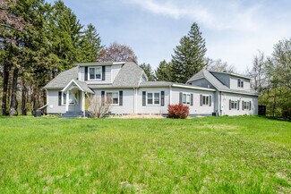 Plus de détails pour 10401 Jericho Rd, Bridgman, MI - Logement à vendre