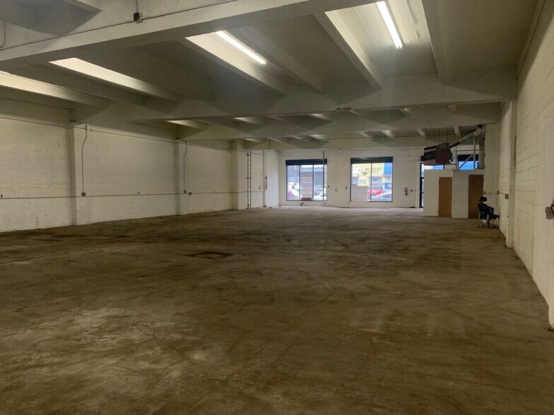 1140 Webster Ave, Bronx, NY à louer - Photo de l’immeuble – Image 3 sur 9