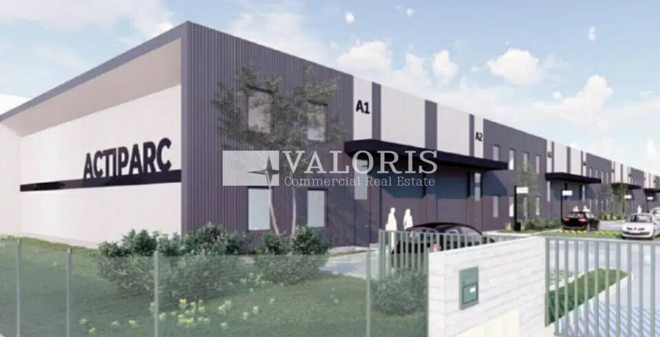 Local d'activités dans Dagneux à vendre - Photo de l’immeuble – Image 3 sur 12