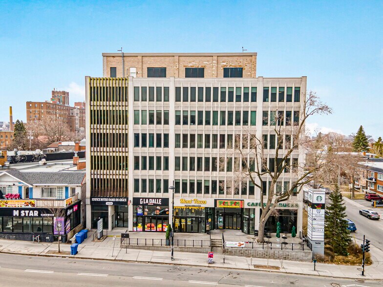 5450-5484 Ch De La Côte-Des-Neiges, Montréal, QC à louer - Photo de l’immeuble – Image 3 sur 9