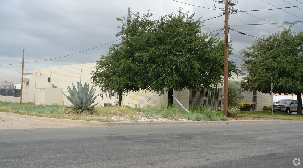 6980 Market Ave, El Paso, TX à vendre - Photo de l’immeuble – Image 2 sur 3