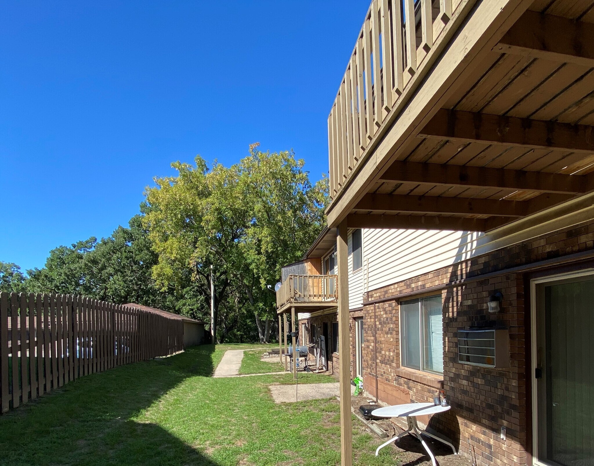 25-33 14th Ave NE, Saint Cloud, MN à vendre Photo de l’immeuble– Image 1 sur 10