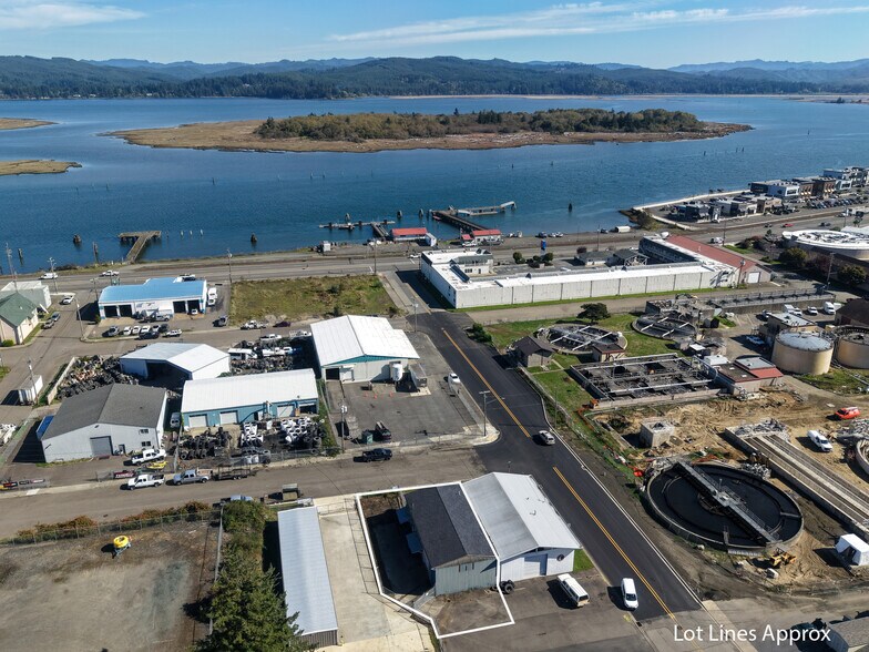 1505-1507 N 7th St, Coos Bay, OR à louer - Photo de l’immeuble – Image 3 sur 33