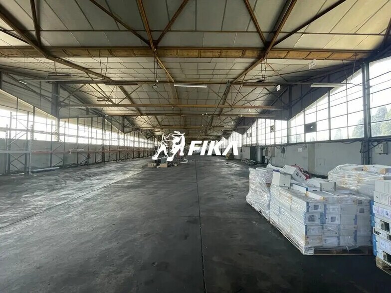 Local d’activités dans Portet-sur-Garonne à louer - Photo de l’immeuble – Image 2 sur 10