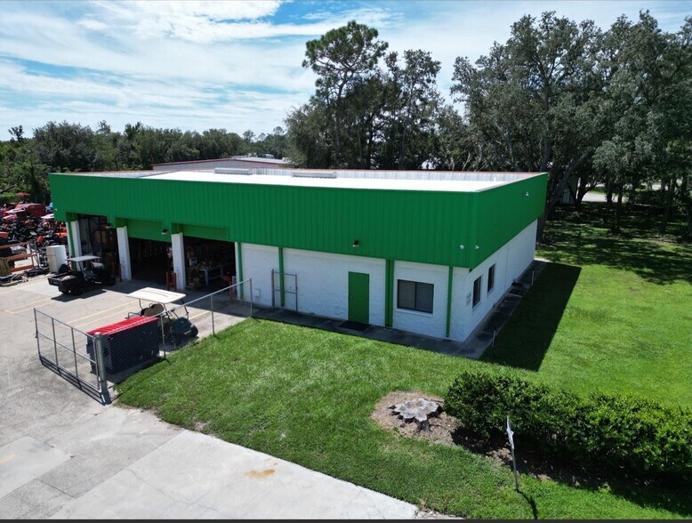30470 Commerce Dr, San Antonio, FL à louer - Photo de l’immeuble – Image 2 sur 4