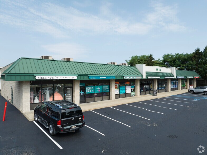 1656 Fifth Ave, Bay Shore, NY à louer – Image 2 sur 16