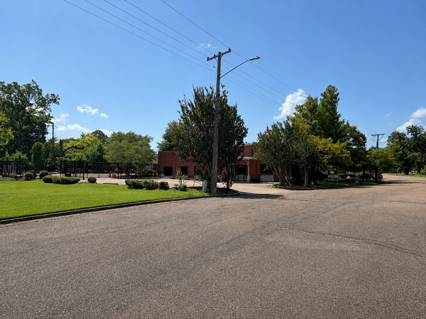 100 Briarwood West Dr, Jackson, MS à louer Photo intérieure– Image 1 sur 12